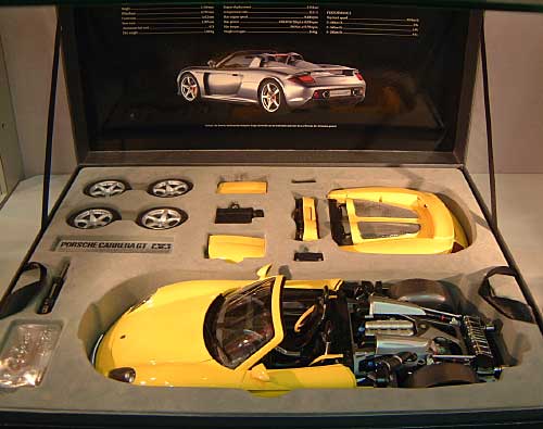 ポルシェ カレラ GT イエローバージョン (セミアッセンブルモデル） (プラモデル)