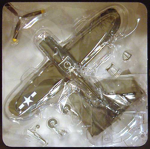 F4U-1A コルセア ホワイト15 VF-17 オンドンガ島1943 (D.カニンガム搭乗機） 完成品 (ドラゴン 1/72 ウォーバーズシリーズ （レシプロ） No.50137) 商品画像_2