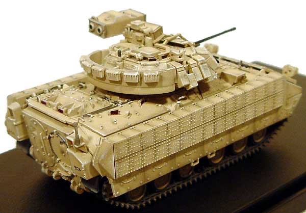 M2A2 ブラッドレイ w/ERA 第3歩兵師団第2-7連隊 バグダッド2004 完成品 (ドラゴン 1/72 ドラゴンアーマーシリーズ No.60286) 商品画像_2