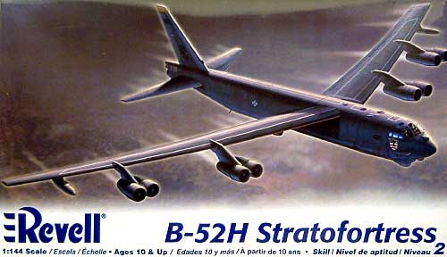 B-52H ストラトフォートレス プラモデル (レベル 1/144 飛行機 No.85-5854) 商品画像