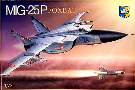 MIG-25P フォックスバット迎撃機 プラモデル (コンドル 1/72 航空機モデル No.07212) 商品画像