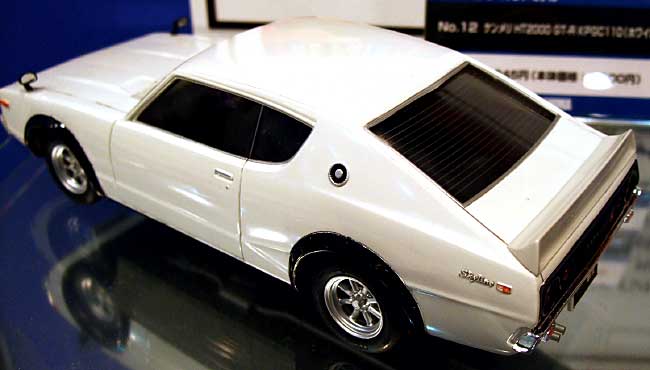 ケンメリ HT 2000 GT-R KPGC110 (ホワイト） プラモデル (アオシマ 1/24 プリペイントモデル シリーズ No.012) 商品画像_1