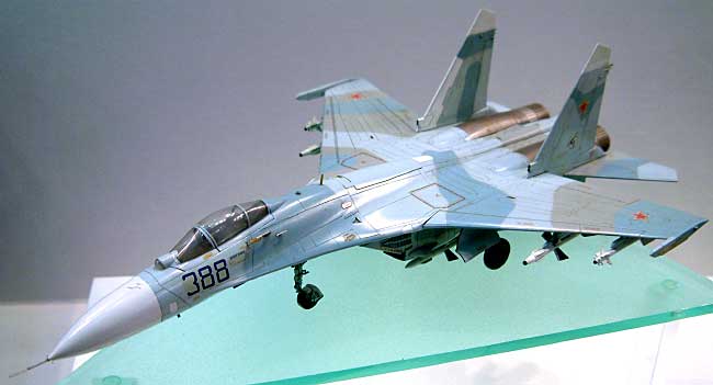 スホーイ Su-27 フランカー (ソビエト軍 戦闘機） プラモデル (ハセガワ 1/72 飛行機 Kシリーズ No.K040) 商品画像_1