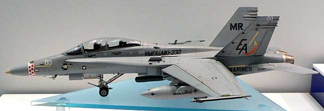 F/A-18D ホーネット VMFA(AW）-332 ムーンライターズ プラモデル (ハセガワ 1/48 飛行機 限定生産 No.09780) 商品画像_1