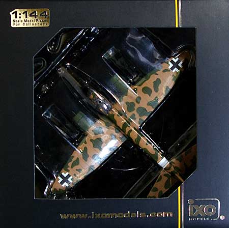 ユンカース Ju88A ドイツ空軍 完成品 (イクソ イクソ・ジュニア モデルエアプレーン No.PIXJ008002) 商品画像