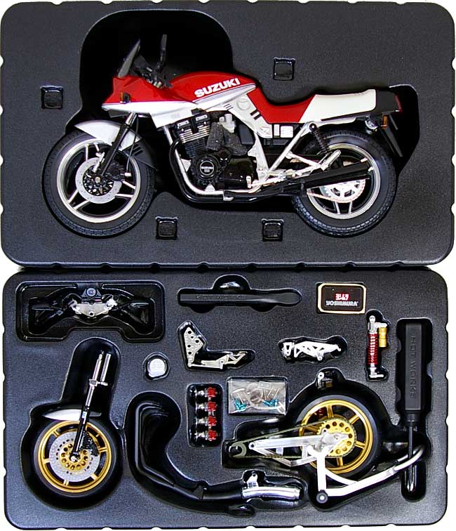 スズキ GSX1100SE 刀 1984年式 (レッド) 完成品 (スカイネット 1/12 完成品バイク No.001) 商品画像_1