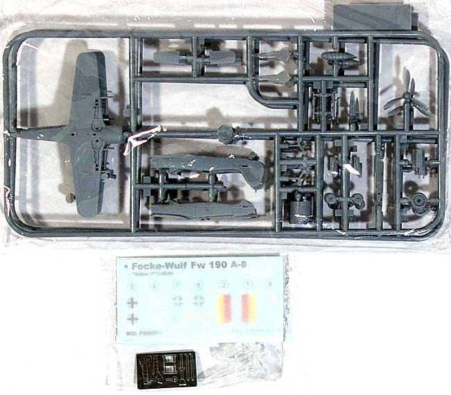 フォッケウルフ Fw190A-8 JG300 (2機セット) プラモデル (アオシマ 1/144 エアクラフト No.047446) 商品画像_1