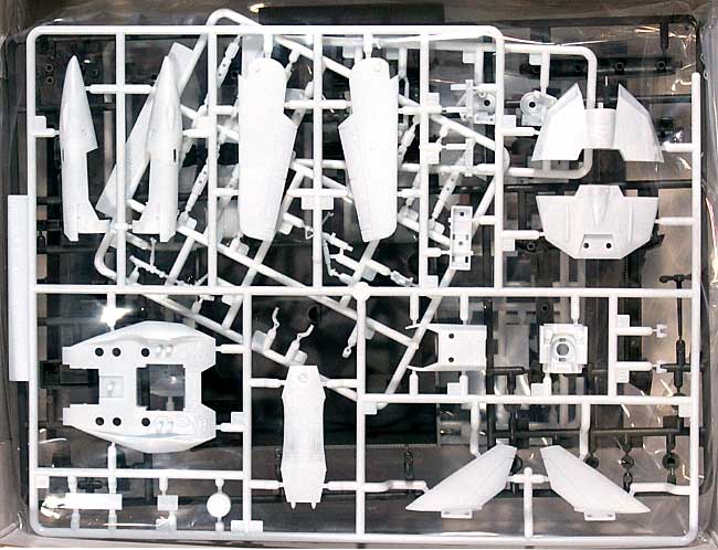 VF-1S ファイター ロイ・フォッカー機 プラモデル (ウェーブ 超時空要塞マクロス シリーズ No.001) 商品画像_1