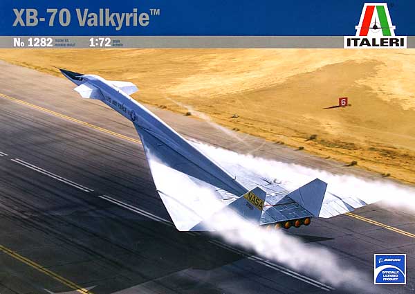 ノースアメリカン XB-70 バルキリー 試作戦略爆撃機 プラモデル (イタレリ 1/72 航空機シリーズ No.1282) 商品画像