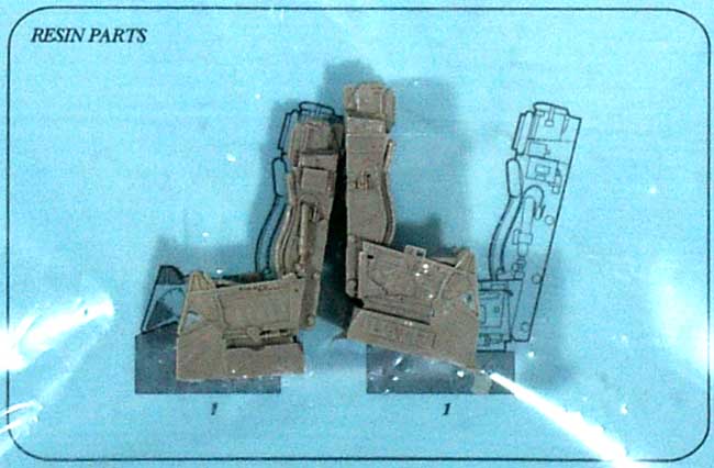 ACES 2 イジェクションシート (後期型) (複座型用) レジン (アイリス 1/48 航空機アクセサリー No.4444) 商品画像_1