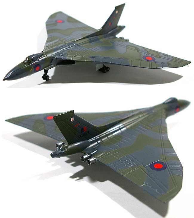 アブロ 698 バルカン B2 イギリス空軍 50SQ XJ823 完成品 (アブロモデルズ ダイキャスト製 エアプレーンモデル No.AVRO002) 商品画像_1