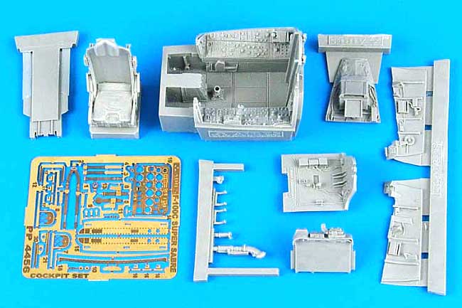 F-100C スーパーセイバー用 コクピットセット レジン (アイリス 1/48 航空機アクセサリー No.4456) 商品画像_1