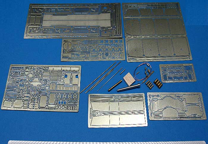 ドイツ 3号戦車Ｎ型(Sd.Kfz.141/2) ボックスフルセット (タミヤ対応) エッチング (アベール 1/35 AFV用エッチングパーツ No.35K008) 商品画像_1