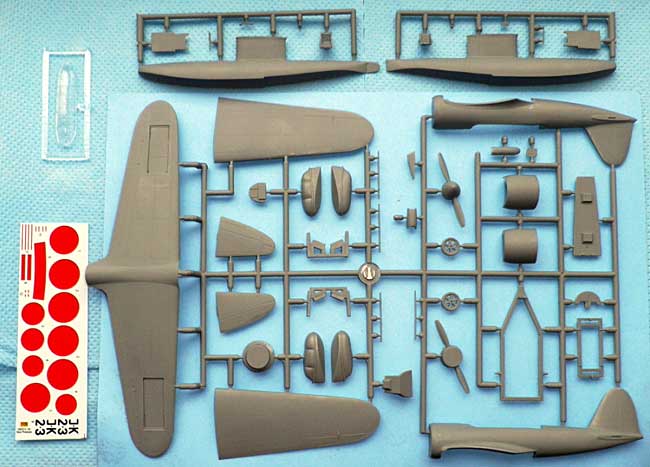 日本海軍 川西 E15K 紫雲 試作型 プラモデル (RS MODELS 1/72 エアクラフトモデル No.92075) 商品画像_1