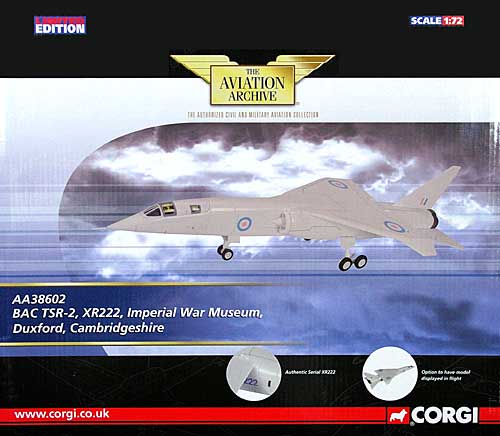 BAC TSR-2 イギリス空軍 XR222 王立戦争博物館 展示機 ダックスフォード ケンブリッジシャー 完成品 (コーギー THE AVIATION ARCHIVE No.AA38602) 商品画像