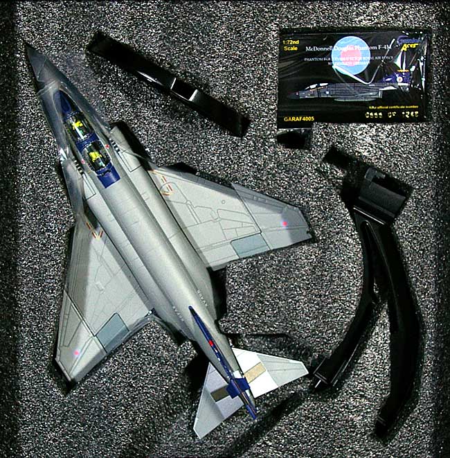 F-4M (ファントム FGR.2) イギリス空軍 ヴィルデンラート基地 XV498 完成品 (ジェミニ ジェット 1/72 ジェミニ エース シリーズ No.GARAF4005) 商品画像_1