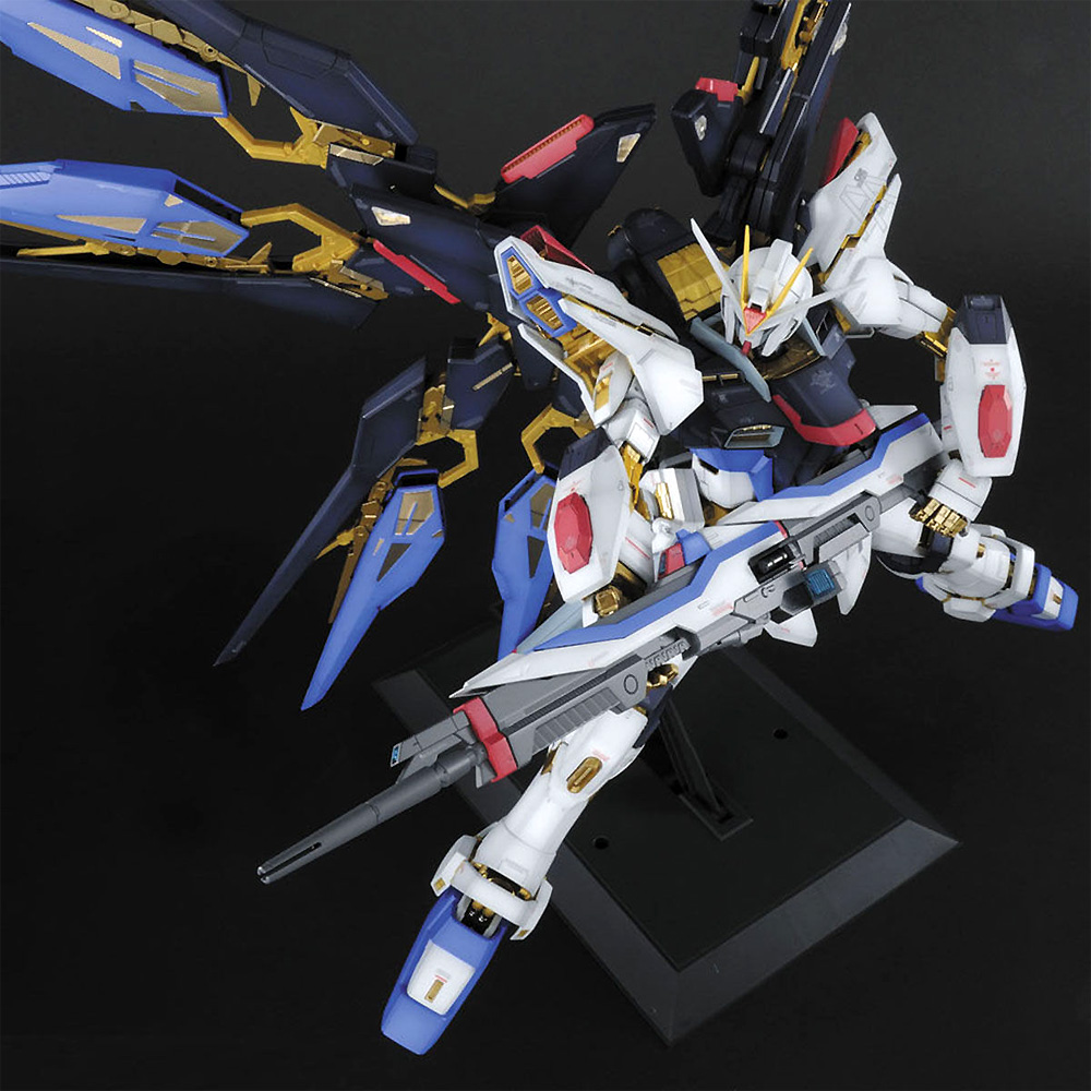 ZGMF-X20A ストライクフリーダムガンダム プラモデル (バンダイ PERFECT GRADE　(パーフェクトグレード） No.0165506) 商品画像_3