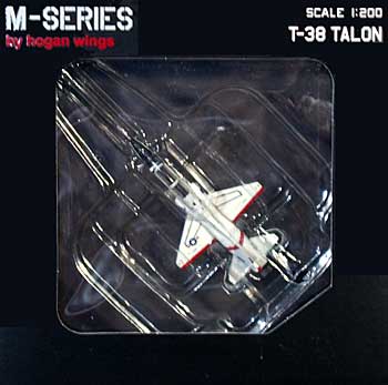T-38A タロン アメリカ海軍 テストパイロットコース 50周年記念塗装機 完成品 (ホーガンウイングス M-SERIES No.7310) 商品画像