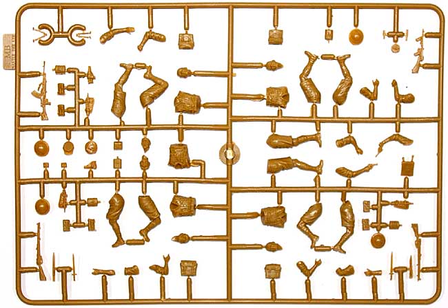 イギリス兵士 第8軍 北アフリカ 突撃シーン プラモデル (マスターボックス 1/35 ミリタリーミニチュア No.MB3580) 商品画像_1