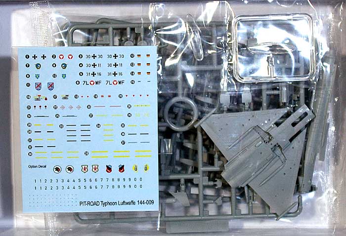 タイフーン ドイツ空軍 プラモデル (ピットロード SN 航空機 プラモデル No.旧SN010) 商品画像_1