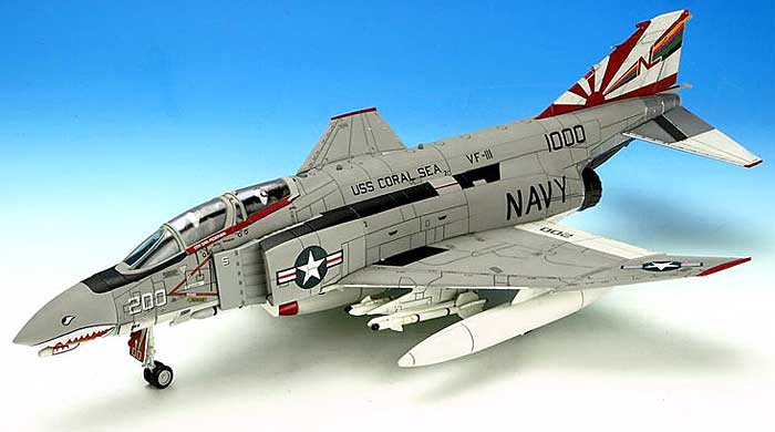 F-4B ファントム 2 アメリカ海軍 VF-111 サンダウナーズ NL200 (1975年) 完成品 (エクスプラス 1/72 HEAVY METAL COLLECTION No.330098) 商品画像_3
