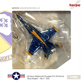 F/A-18C ホーネット ブルーエンジェルス No.4 SLOT 完成品 (ヘルパ herpa Wings （ヘルパ ウイングス） No.554312) 商品画像