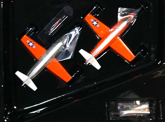 ベル X-1 ソニック・ブレイカー ラストフライト (2機セット/通常＋スケルトン) 完成品 (ドラゴン 1/144 ウォーバーズシリーズ No.51025) 商品画像_1