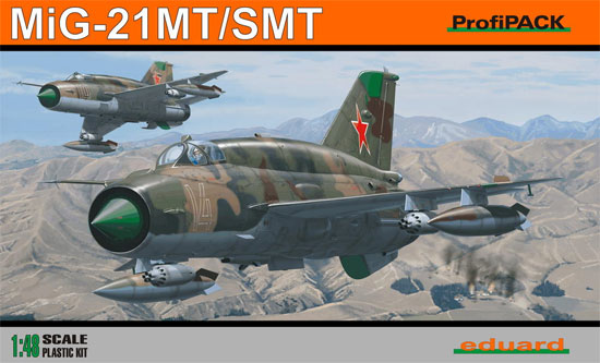 MiG-21SMT プラモデル (エデュアルド 1/48 プロフィパック No.8233) 商品画像