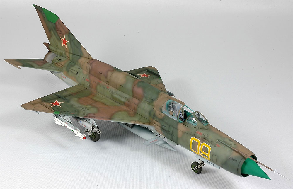 MiG-21SMT プラモデル (エデュアルド 1/48 プロフィパック No.8233) 商品画像_3