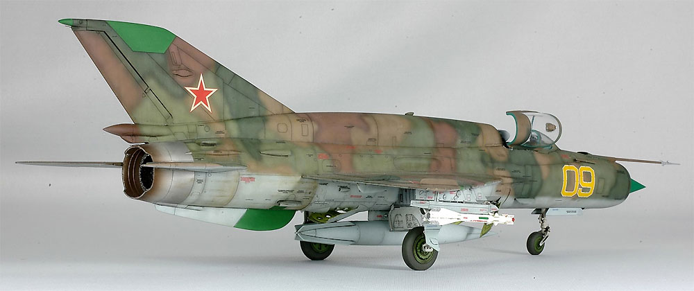 MiG-21SMT プラモデル (エデュアルド 1/48 プロフィパック No.8233) 商品画像_4
