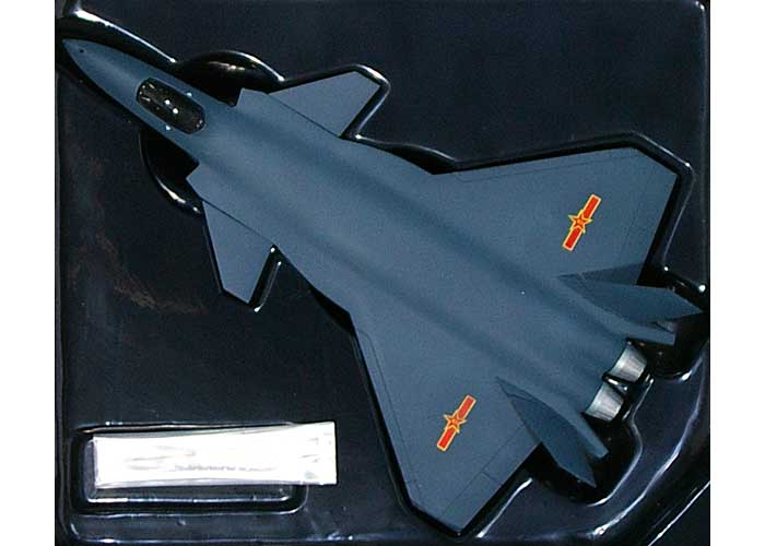 中国空軍 J-20 殲撃20型 ステルス戦闘機 テストフライト 成都 2011 完成品 (ドラゴン 1/144 ウォーバーズシリーズ No.51030) 商品画像_1