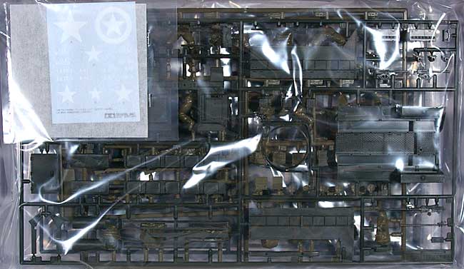 アメリカ M3A2 パーソナルキャリアー プラモデル (タミヤ 1/35 ミリタリーミニチュアシリーズ No.070) 商品画像_1