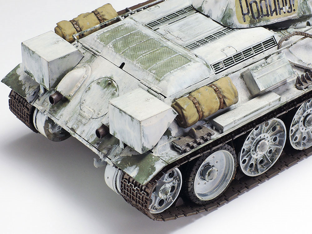 ソビエト T34/76戦車 1942年型 プラモデル (タミヤ 1/35 ミリタリーミニチュアシリーズ No.049) 商品画像_3
