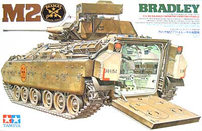 アメリカ M2 ブラッドレー歩兵戦闘車 プラモデル (タミヤ 1/35 ミリタリーミニチュアシリーズ No.132) 商品画像