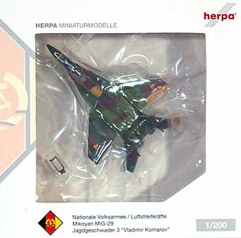 MiG-29 フルクラム 東ドイツ人民空軍 第3戦闘航空団 完成品 (ヘルパ herpa Wings （ヘルパ ウイングス） No.554701) 商品画像
