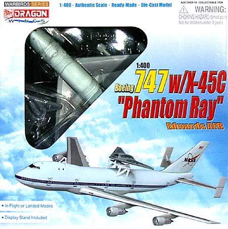 アメリカ空軍 B747 w/X-45C ファントム・レイ エドワーズ空軍基地 完成品 (ドラゴン 1/400 ウォーバーズシリーズ No.56330) 商品画像