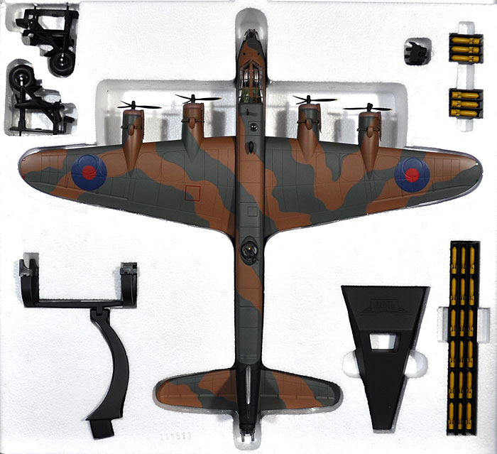 ショート スターリング Mk.1 イギリス空軍 第149飛行隊 F/SGT Middleton VC 1942年 完成品 (コーギー THE AVIATION ARCHIVE No.AA39502) 商品画像_1