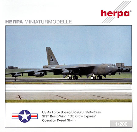 B-52G ストラトフォートレス アメリカ空軍 第379爆撃航空団 Old Crow Express 完成品 (ヘルパ herpa Wings （ヘルパ ウイングス） No.554992) 商品画像