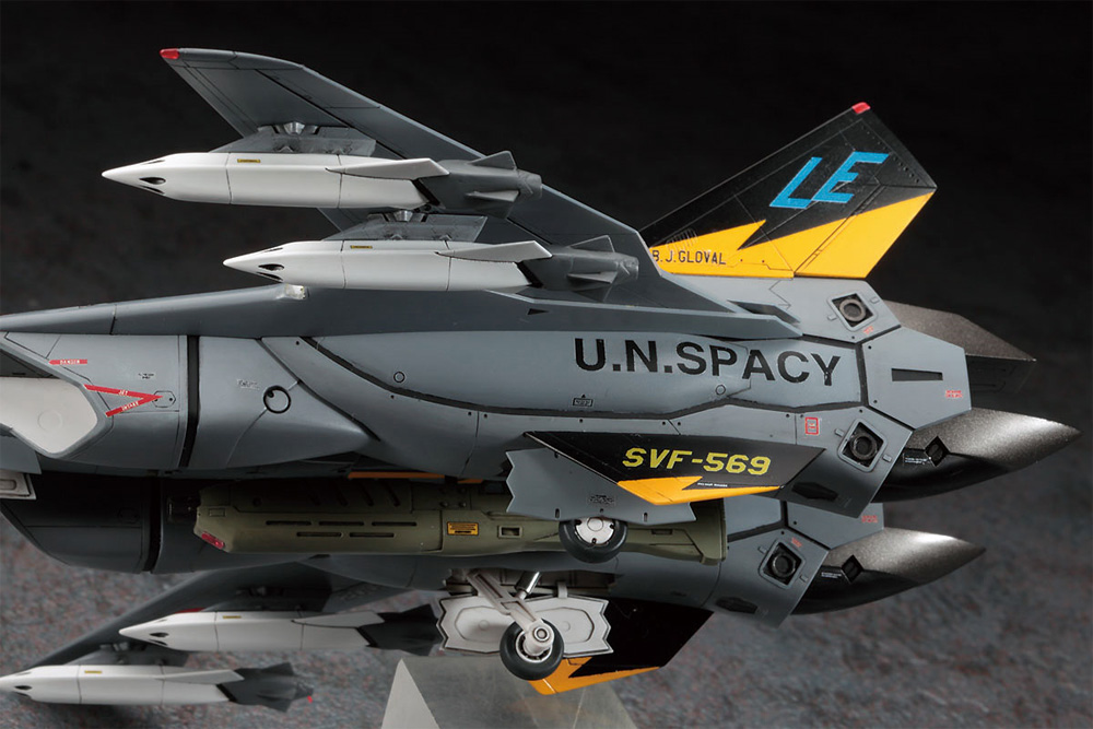 VF-19A SVF-569 ライトニングス w/ハイマニューバミサイル プラモデル (ハセガワ 1/72 マクロスシリーズ No.65799) 商品画像_3