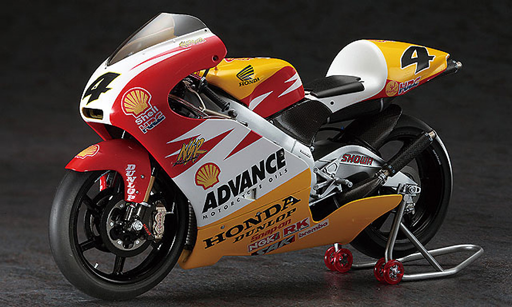 2000 ホンダ NSR250 シェル アドバンス ホンダ (2000 WGP250) プラモデル (ハセガワ 1/12 バイク 限定生産 No.21703) 商品画像_2