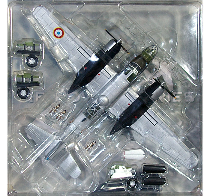 B-26C インベーダー ガスコーニュ 完成品 (ホビーマスター 1/72 エアパワー シリーズ （レシプロ） No.HA3204) 商品画像_1