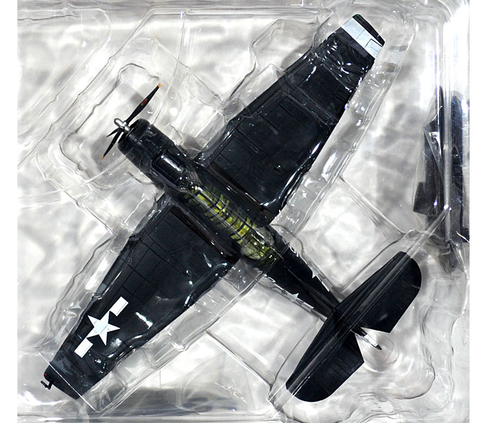 TBM-3E アベンジャー USS イントレピッド 完成品 (ホビーマスター 1/72 エアパワー シリーズ （レシプロ） No.HA1218) 商品画像_1