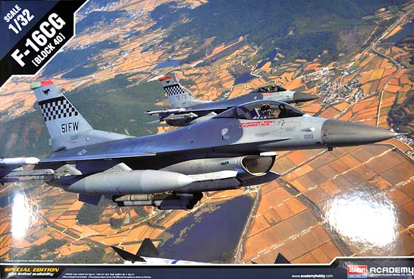 F-16CG ファイティングファルコン ブロック40 プラモデル (アカデミー 1/32 Scale Aircraft No.12106) 商品画像