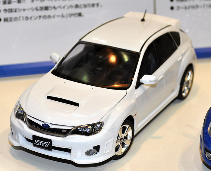 GRB インプレッサ WRX STI 5door '10 (サテンホワイト・パール) プラモデル (アオシマ 1/24 プリペイントモデル シリーズ No.026) 商品画像_3