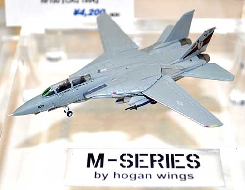 ホーガンウイングス F-14A トムキャット VF-154 ブラックナイツ NF100