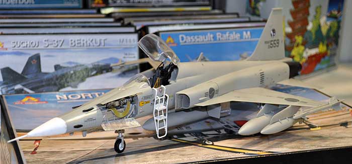 ノースロップ F-5E タイガー2 プラモデル (エース コーポレーション ) 商品画像_1