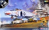 F-4B ファントム 2 VF-111 サンダウナーズ