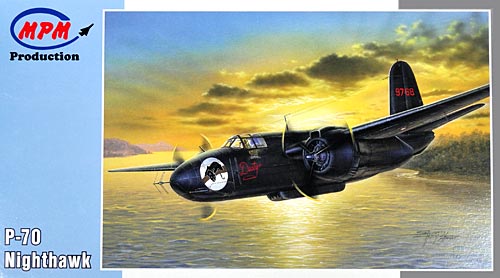 ダグラス P-70 ナイトホーク 双発夜間戦闘機 プラモデル (MPM 1/72 エアクラフトキット No.72565) 商品画像