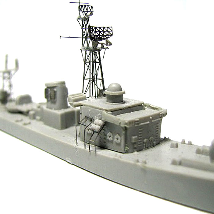 海上自衛隊 護衛艦 DE-211 いすず (エッチングパーツ付) プラモデル (ピットロード 1/700 スカイウェーブ J シリーズ No.J-056E) 商品画像_2