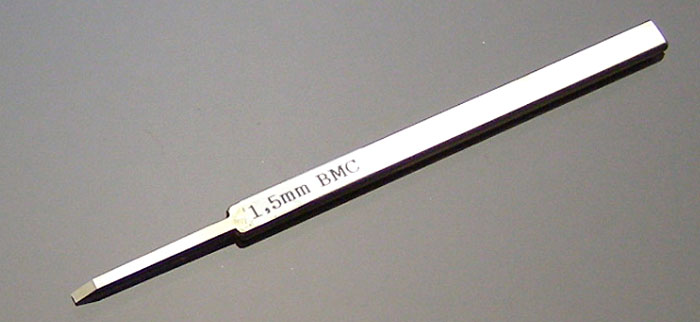 BMCタガネ 1.5mm タガネ (スジボリ堂 BMCタガネ No.T-150N) 商品画像_1